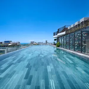 Golden Lotus Grand Hotel